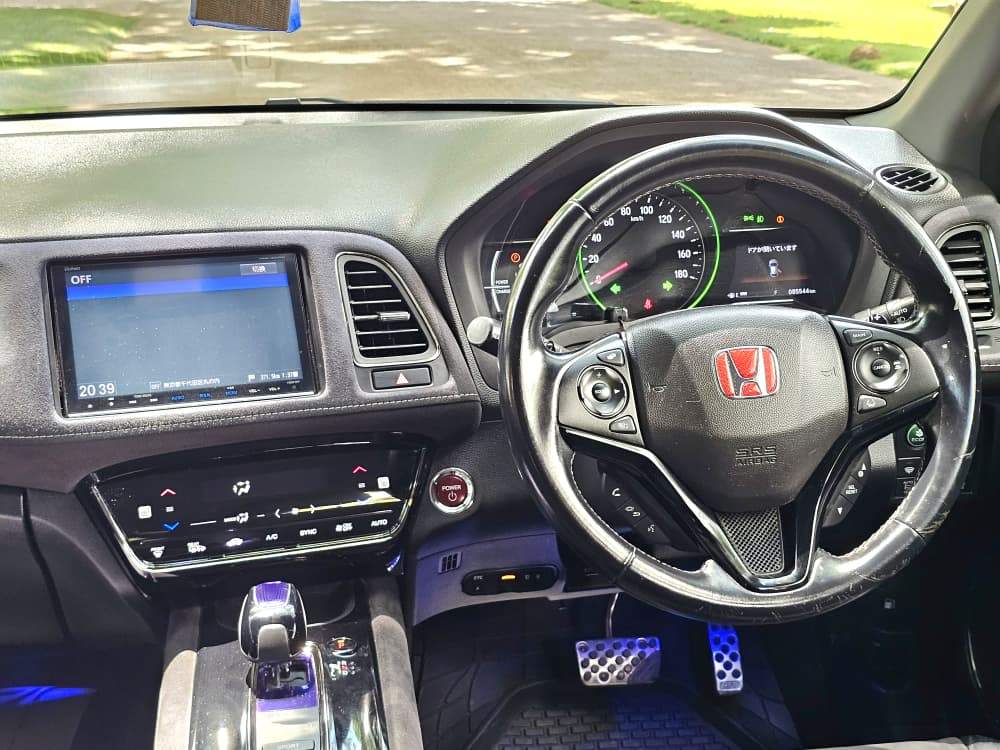 Image 3 Main image 3