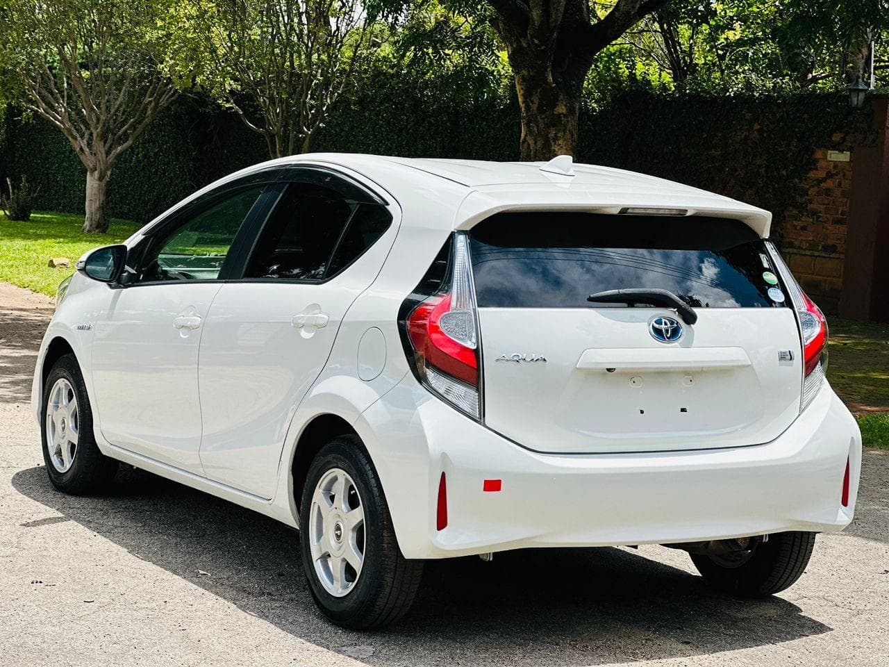 Image 2 Main image 2