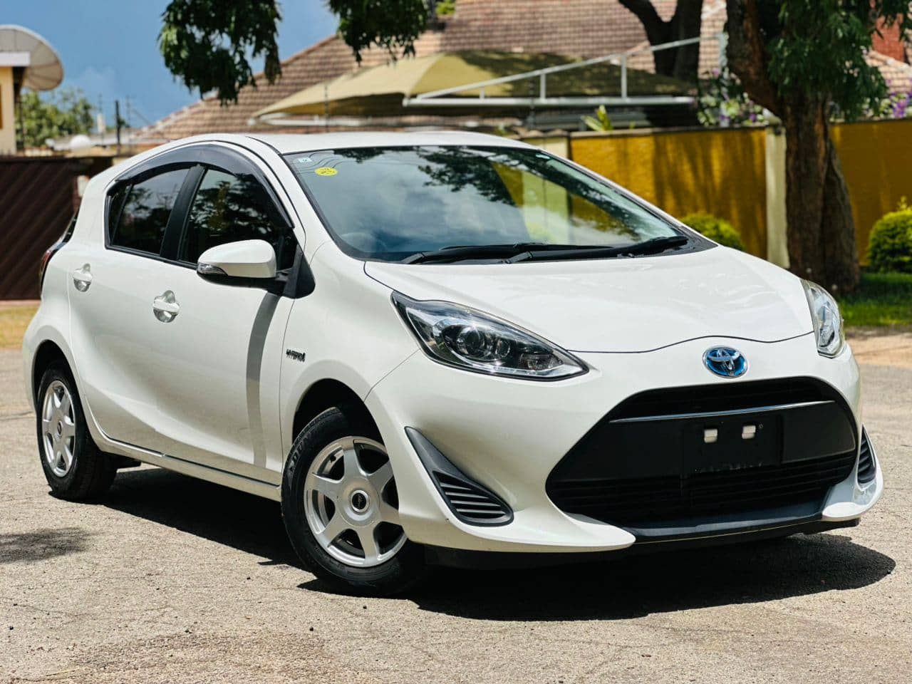 Image 1 Main image 1