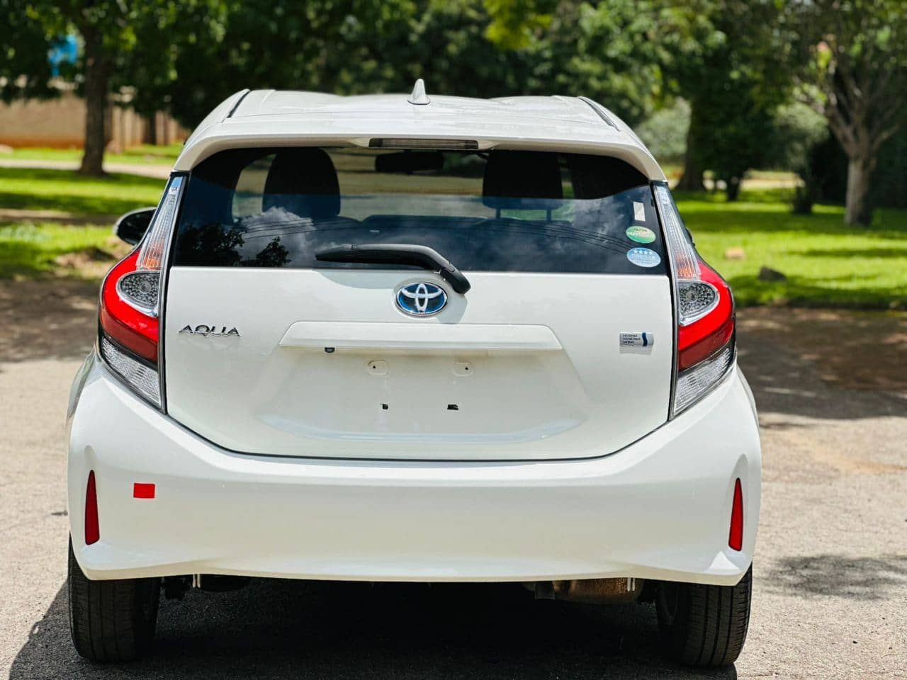 Image 6 Main image 6