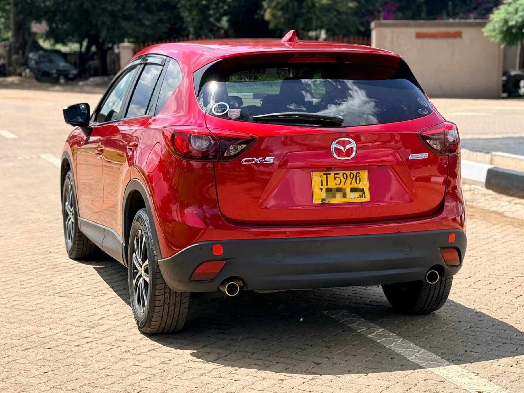 Image 5 Main image 5