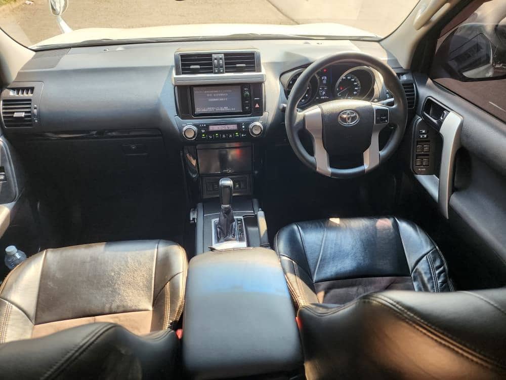 Image 4 Main image 4