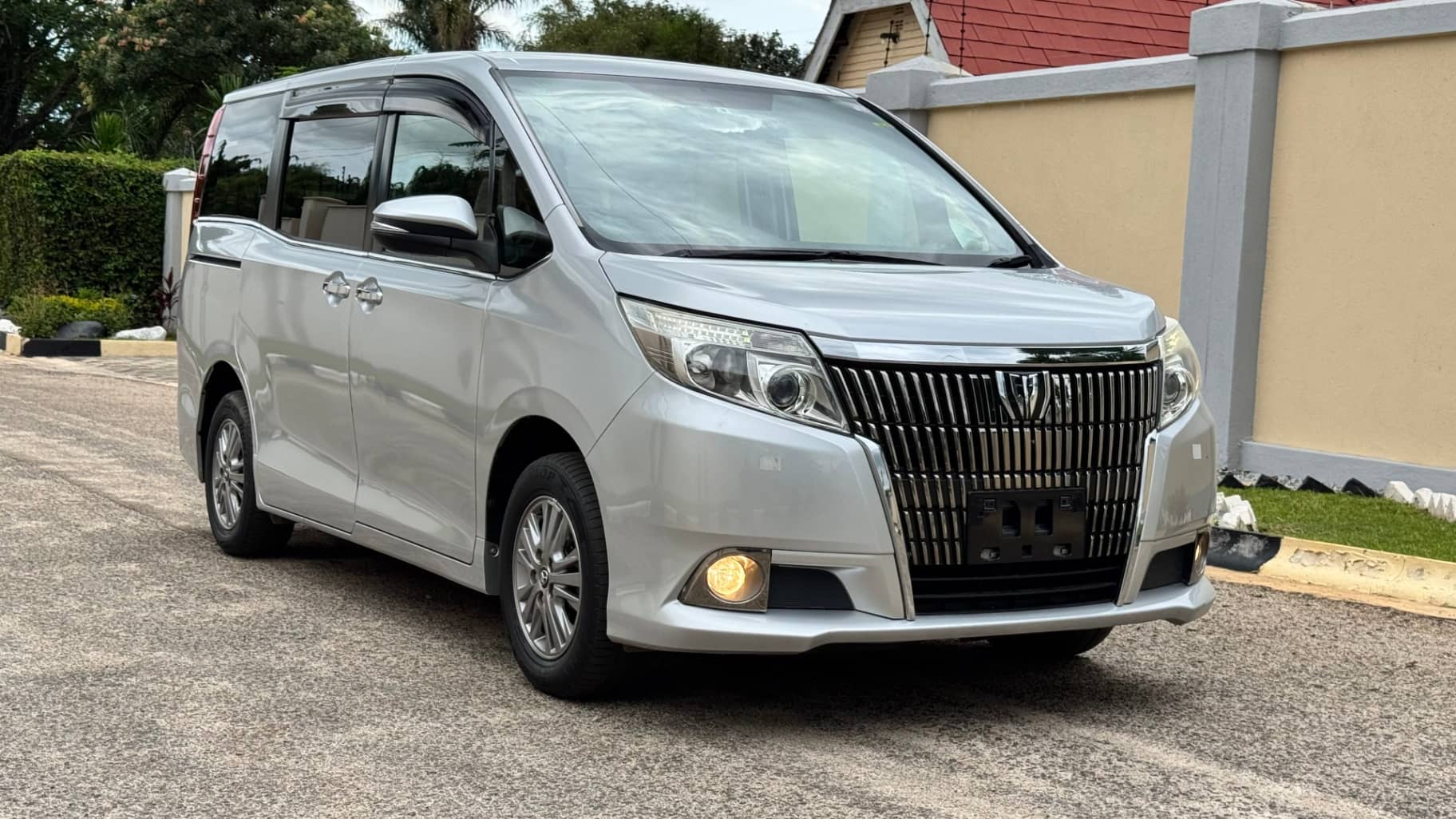 Image 2 Main image 2