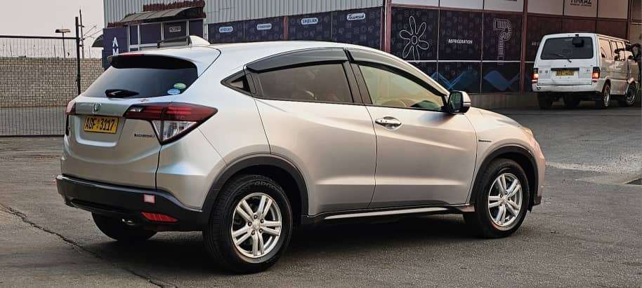 Image 6 Main image 6