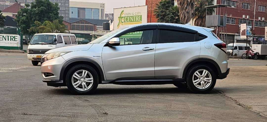 Image 4 Main image 4