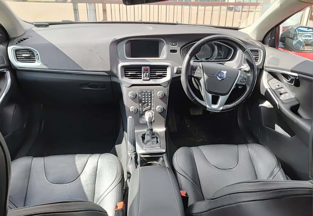 Image 3 Main image 3