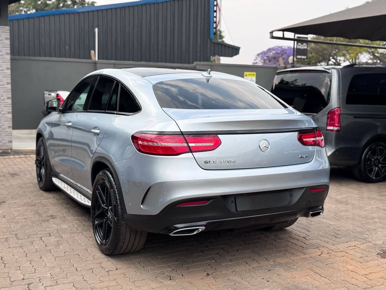 Image 5 Main image 5