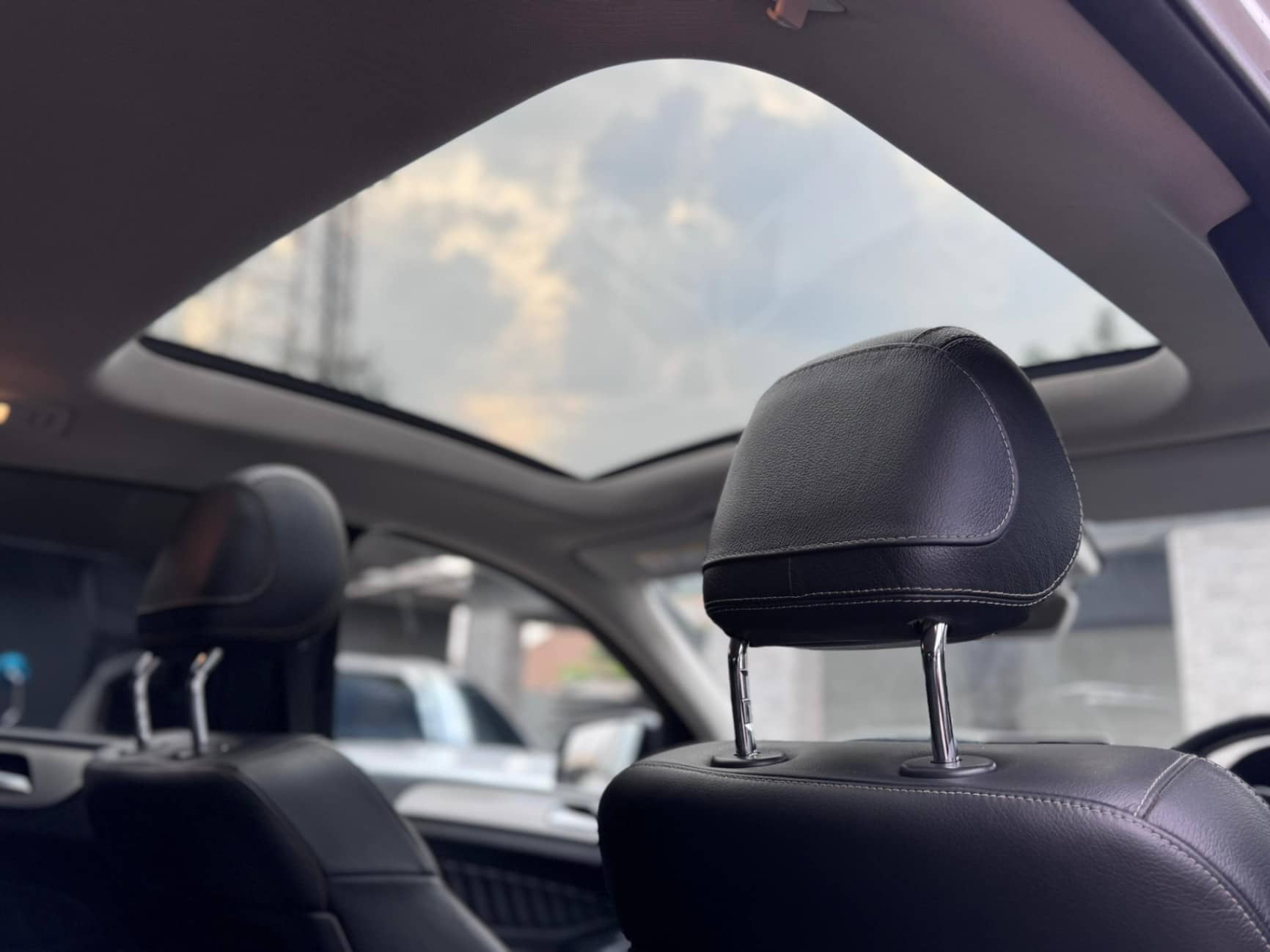 Image 9 Main image 9