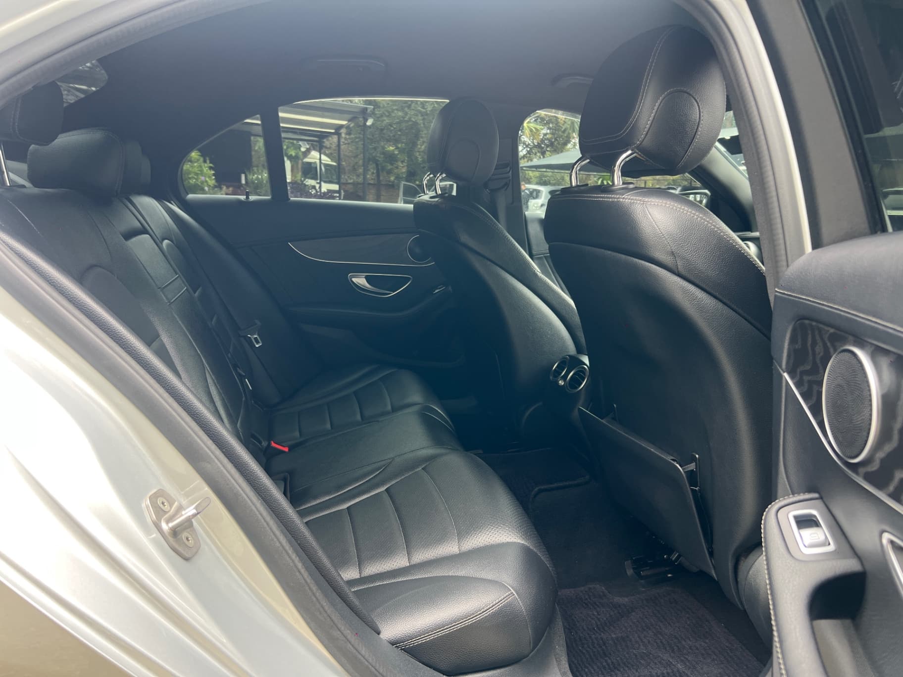 Image 9 Main image 9