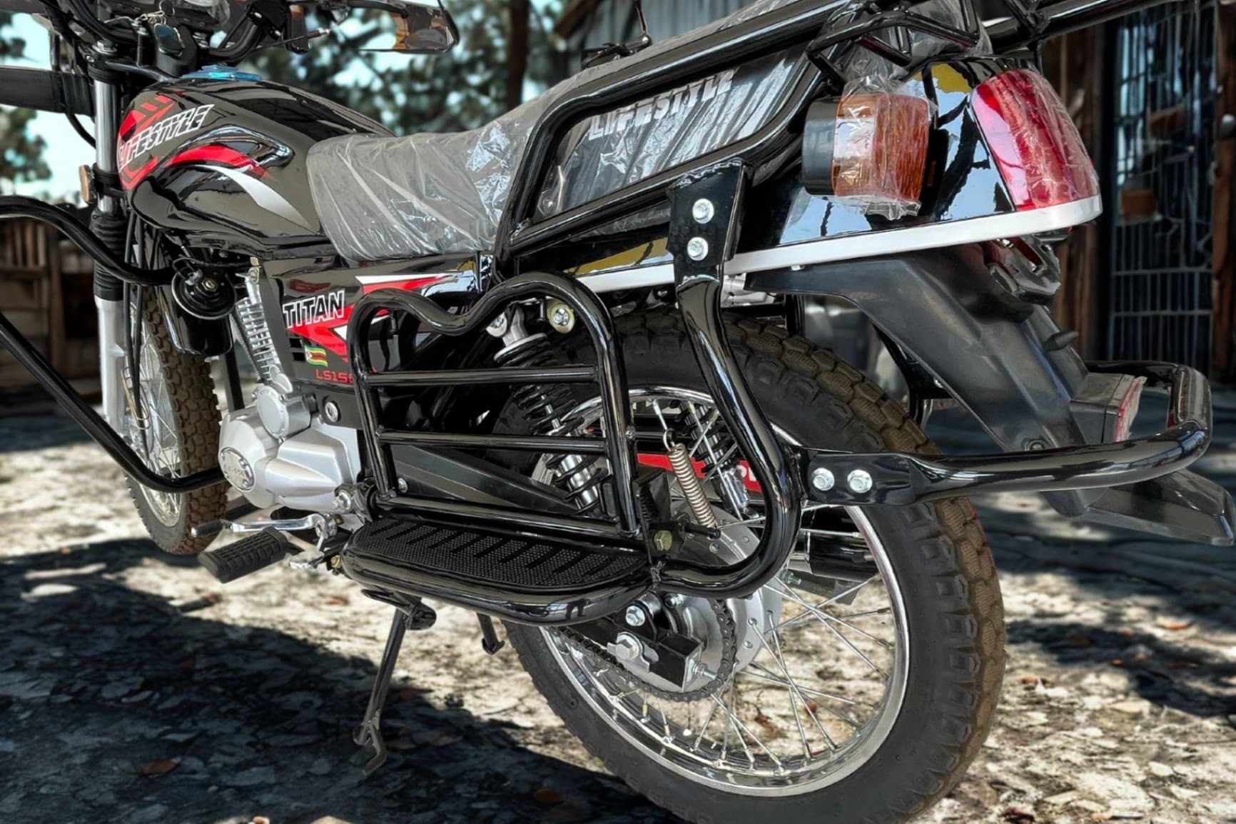 Image 5 Main image 5