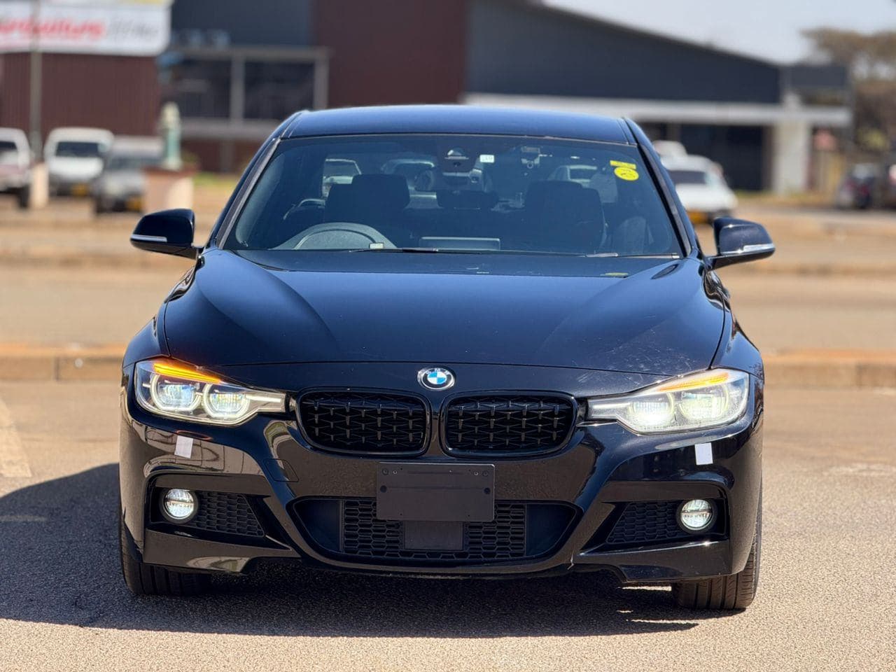 Image 3 Main image 3