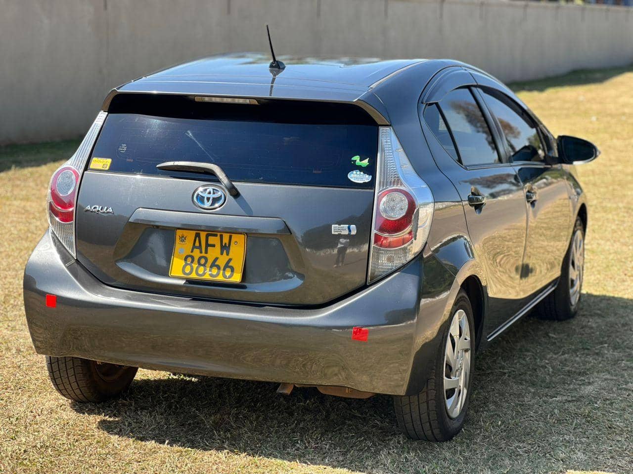 Image 4 Main image 4