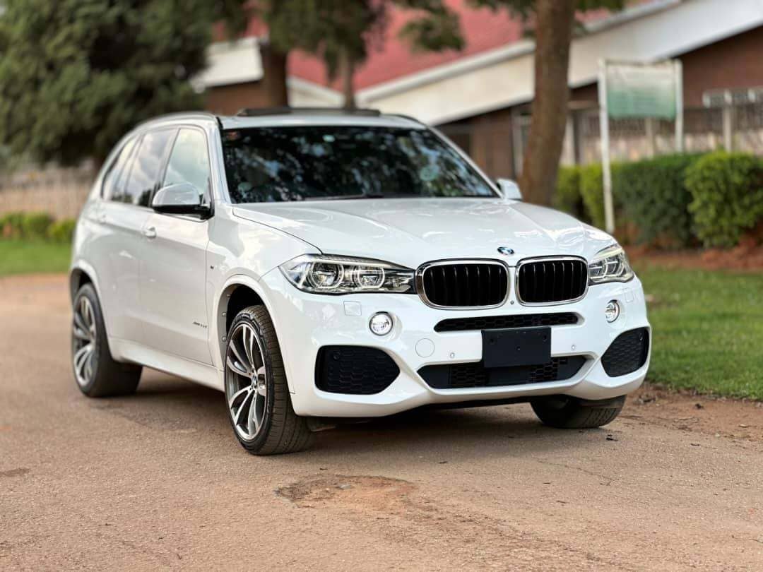 37dabd19-5a65-46fa-aae9-bfb2bc16be86: Vehicle: BMW