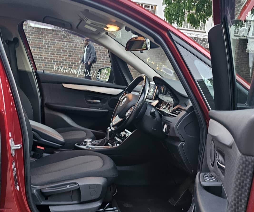 Image 9 Main image 9