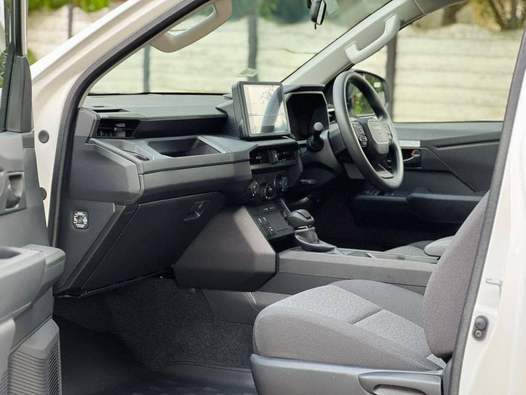 Image 9 Main image 9