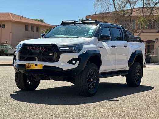 49d77966-c3f5-4b7d-9666-1a108ab8a139: Vehicle: Toyota