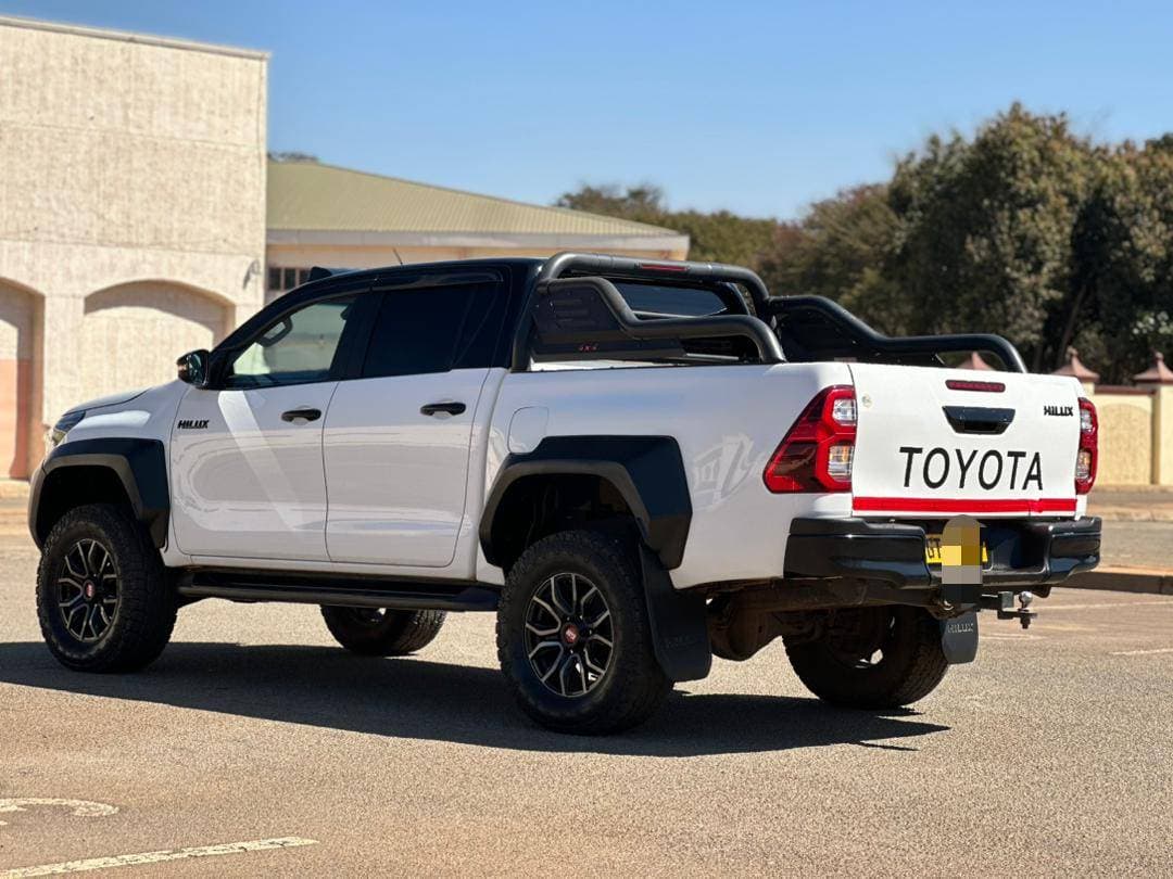 Image 5 Main image 5