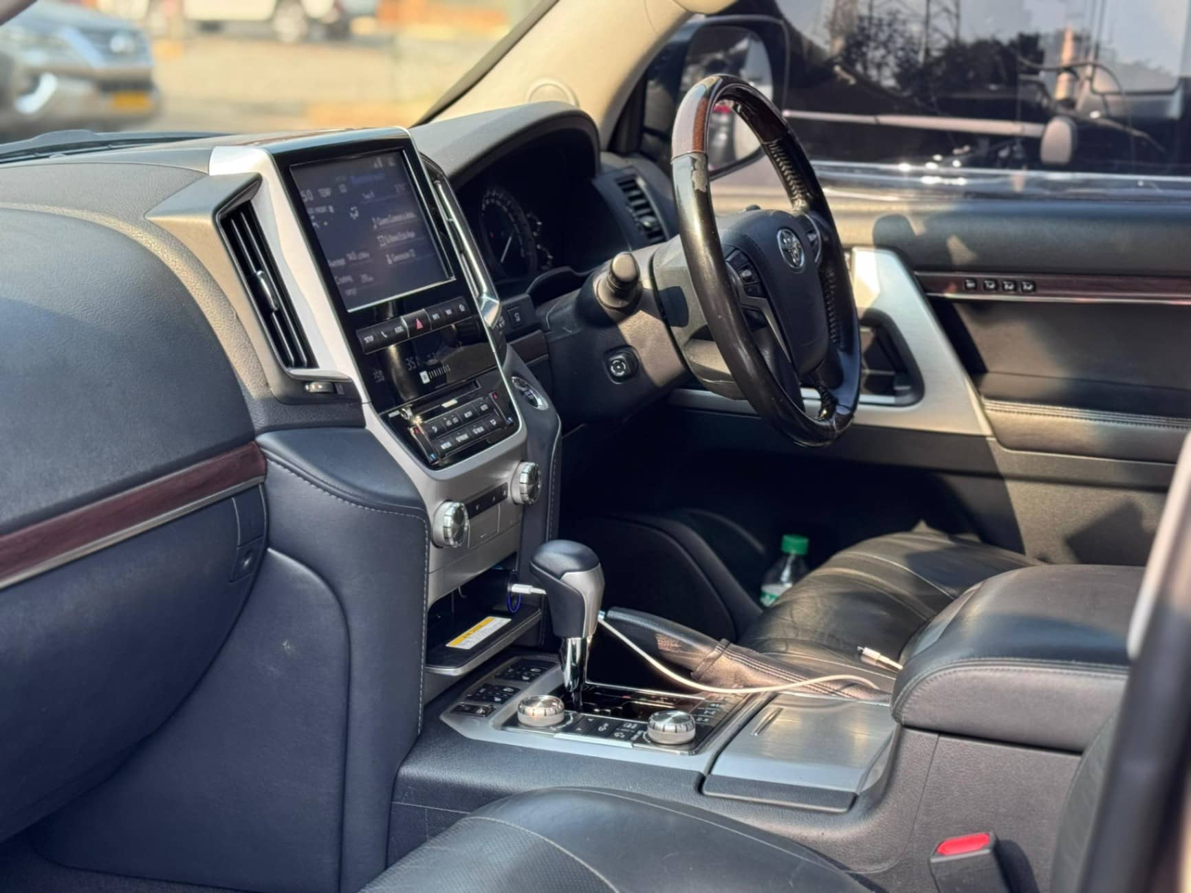 Image 7 Main image 7