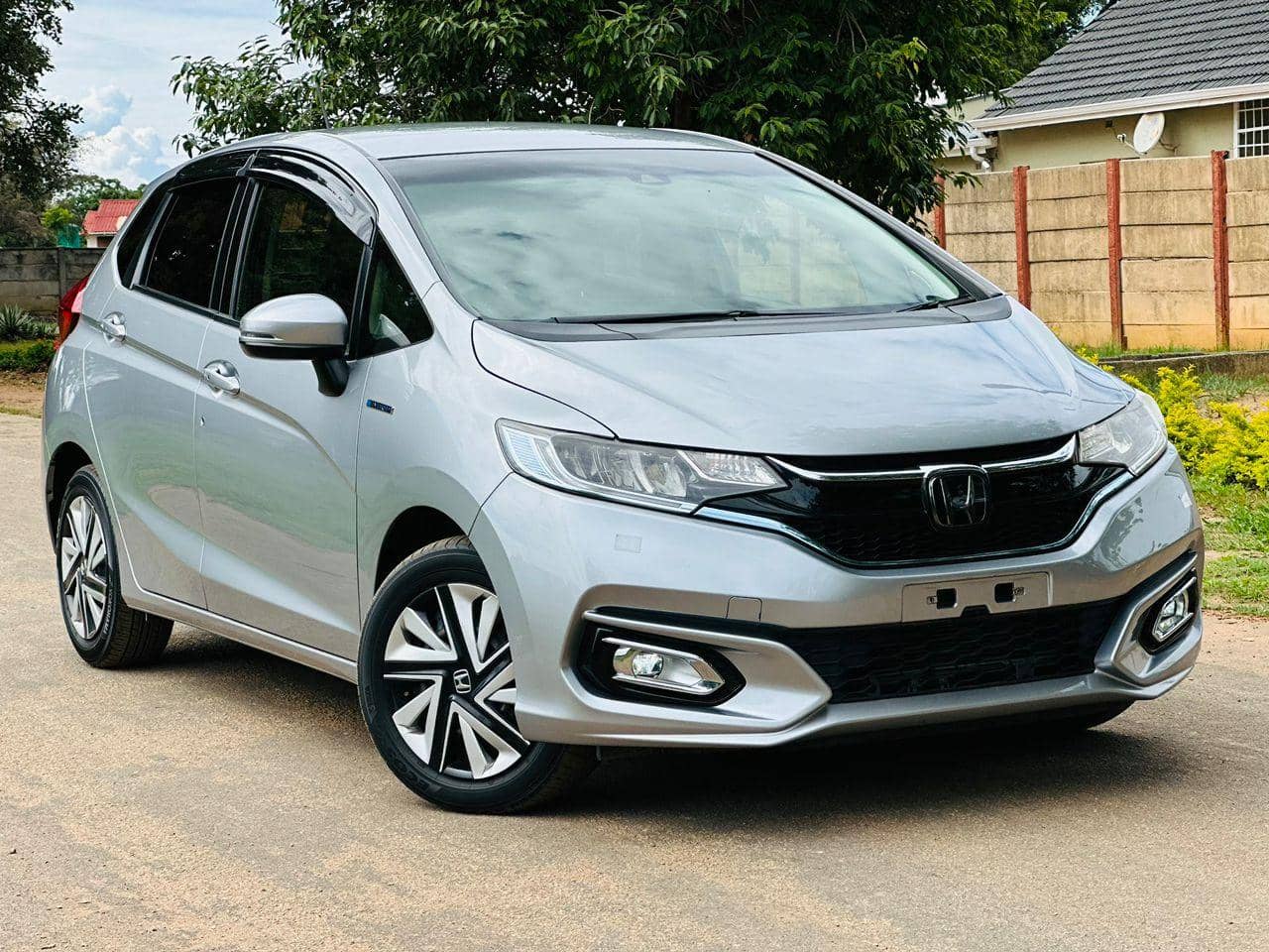 Image 4 Main image 4