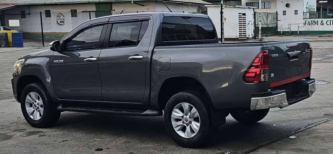 Image 3 Main image 3