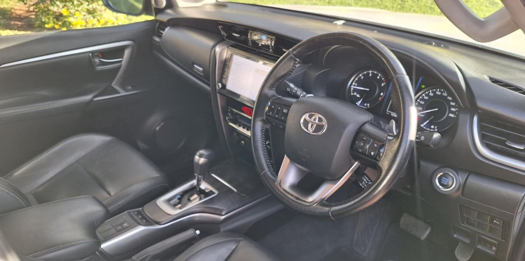 Image 6 Main image 6