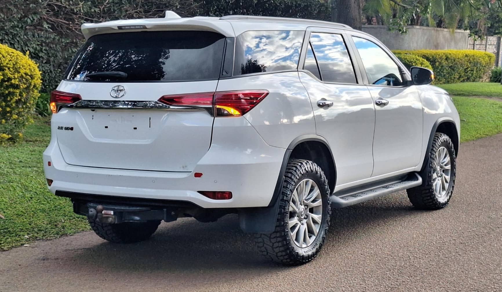 Image 3 Main image 3