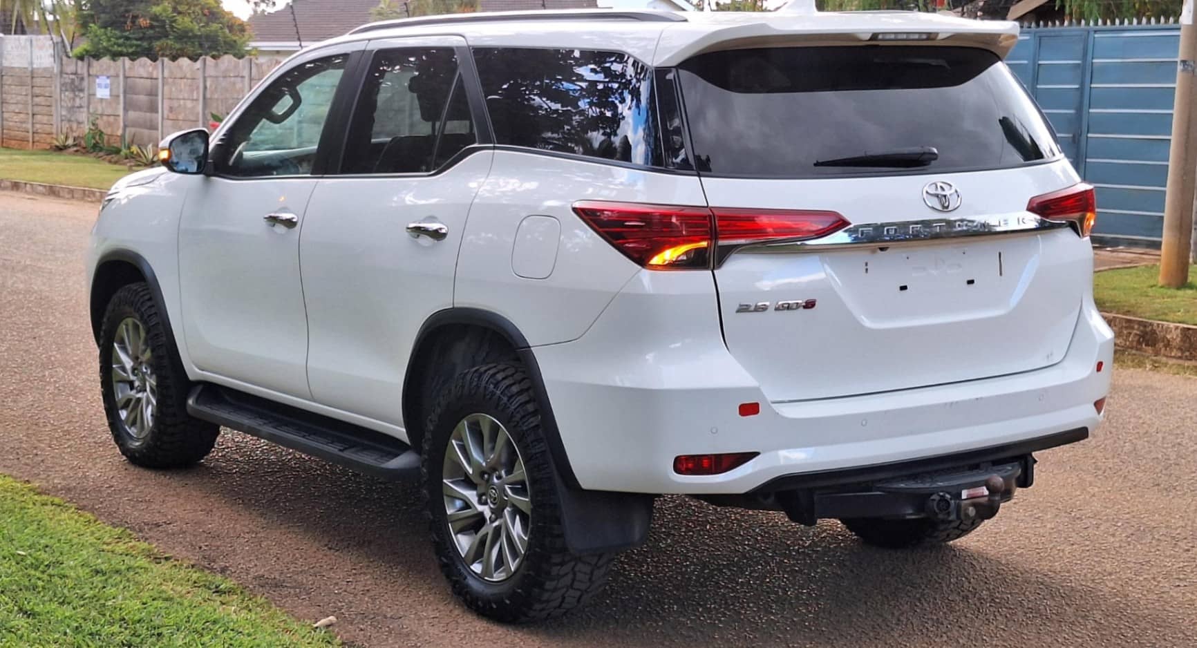 Image 4 Main image 4