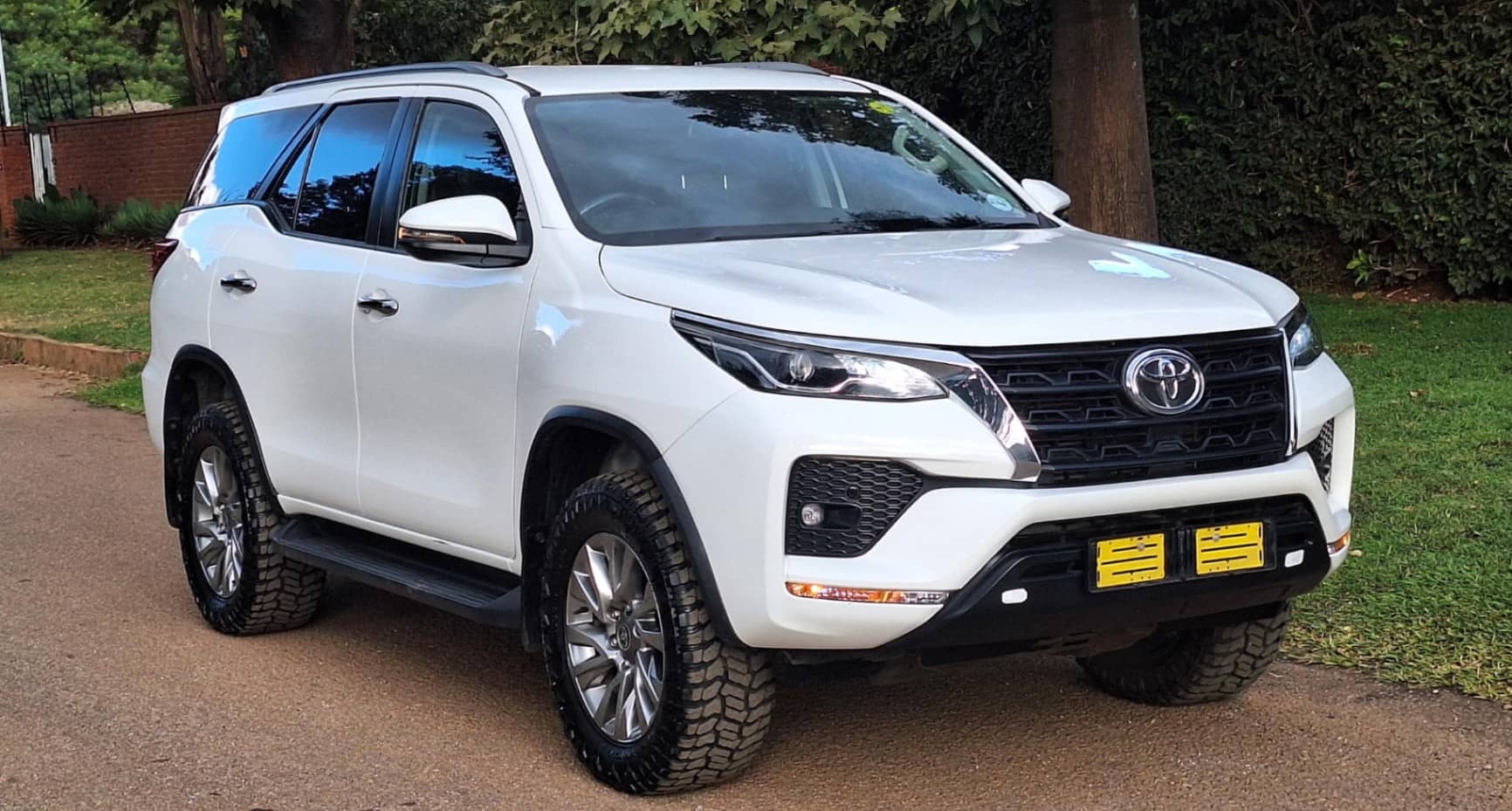 6c09121f-ec46-4dfa-922f-41c27fffbd07: Vehicle: Toyota