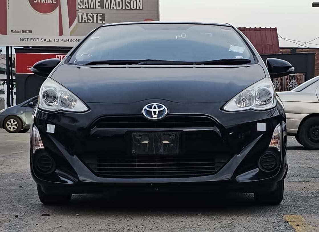 74b7c164-fd73-4532-9c9a-43f03c590fbd: Vehicle: TOYOTA