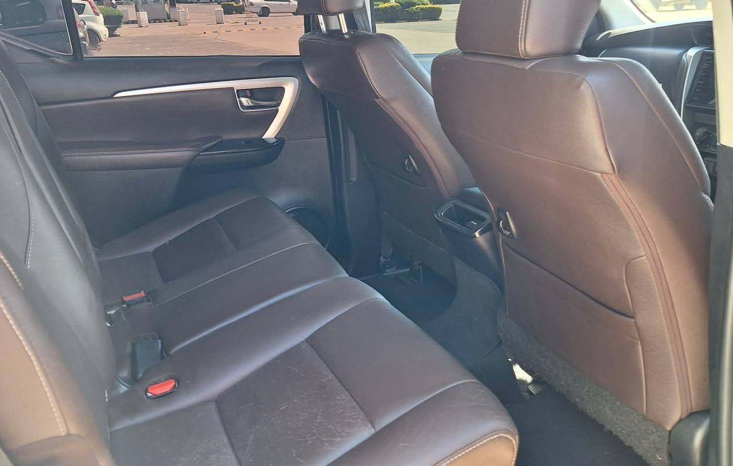 Image 6 Main image 6