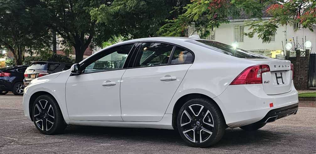 Image 4 Main image 4