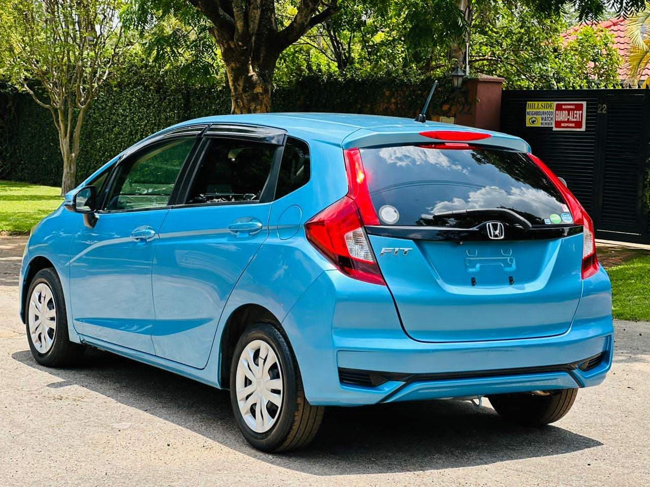 Image 3 Main image 3