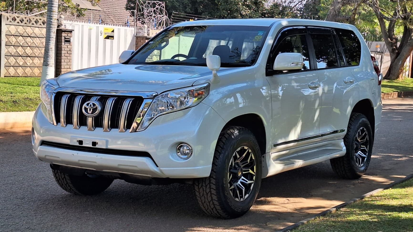 Image 2 Main image 2