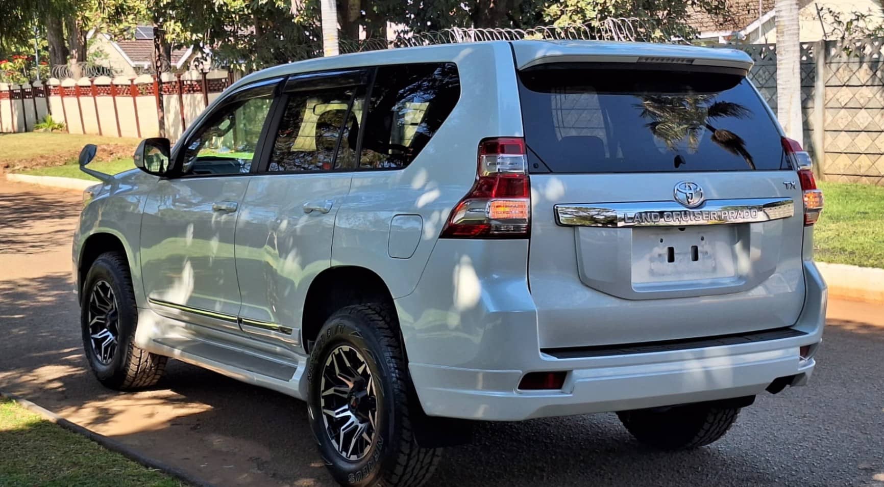 Image 3 Main image 3