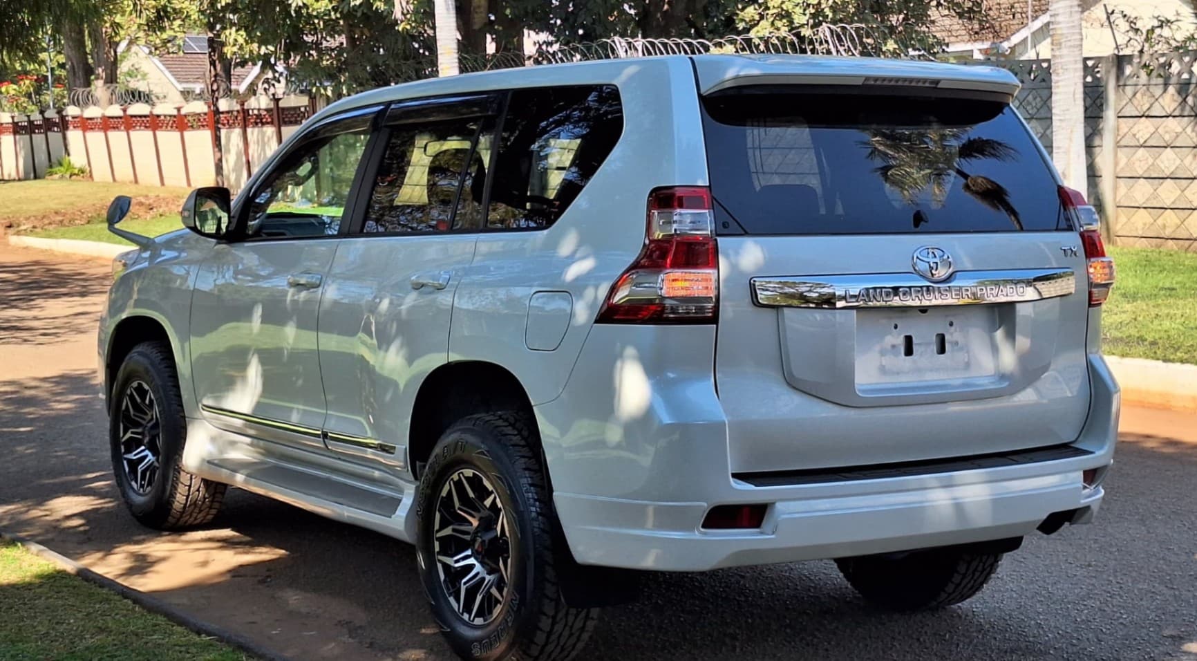 Image 3 Main image 3