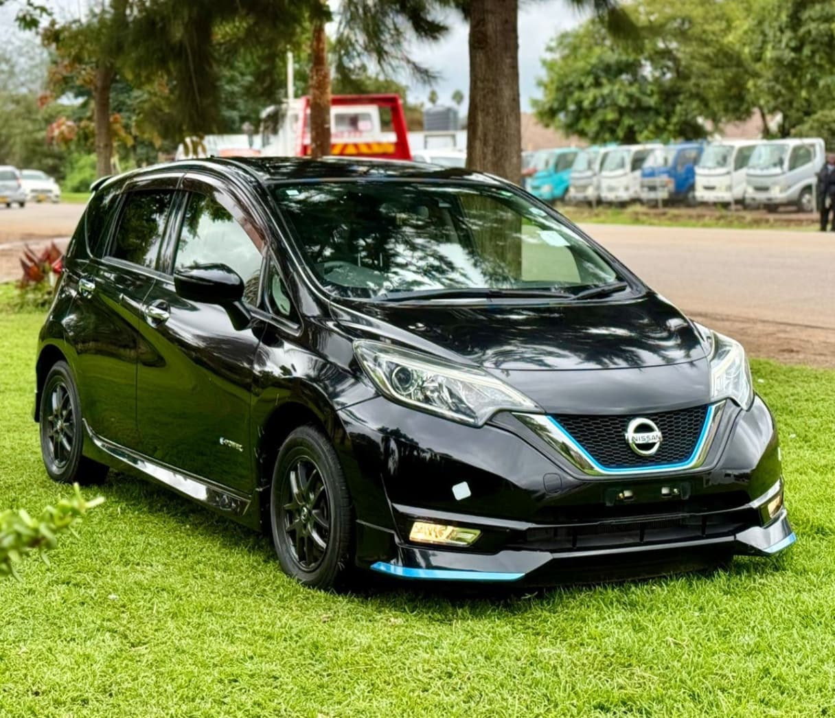 Image 4 Main image 4