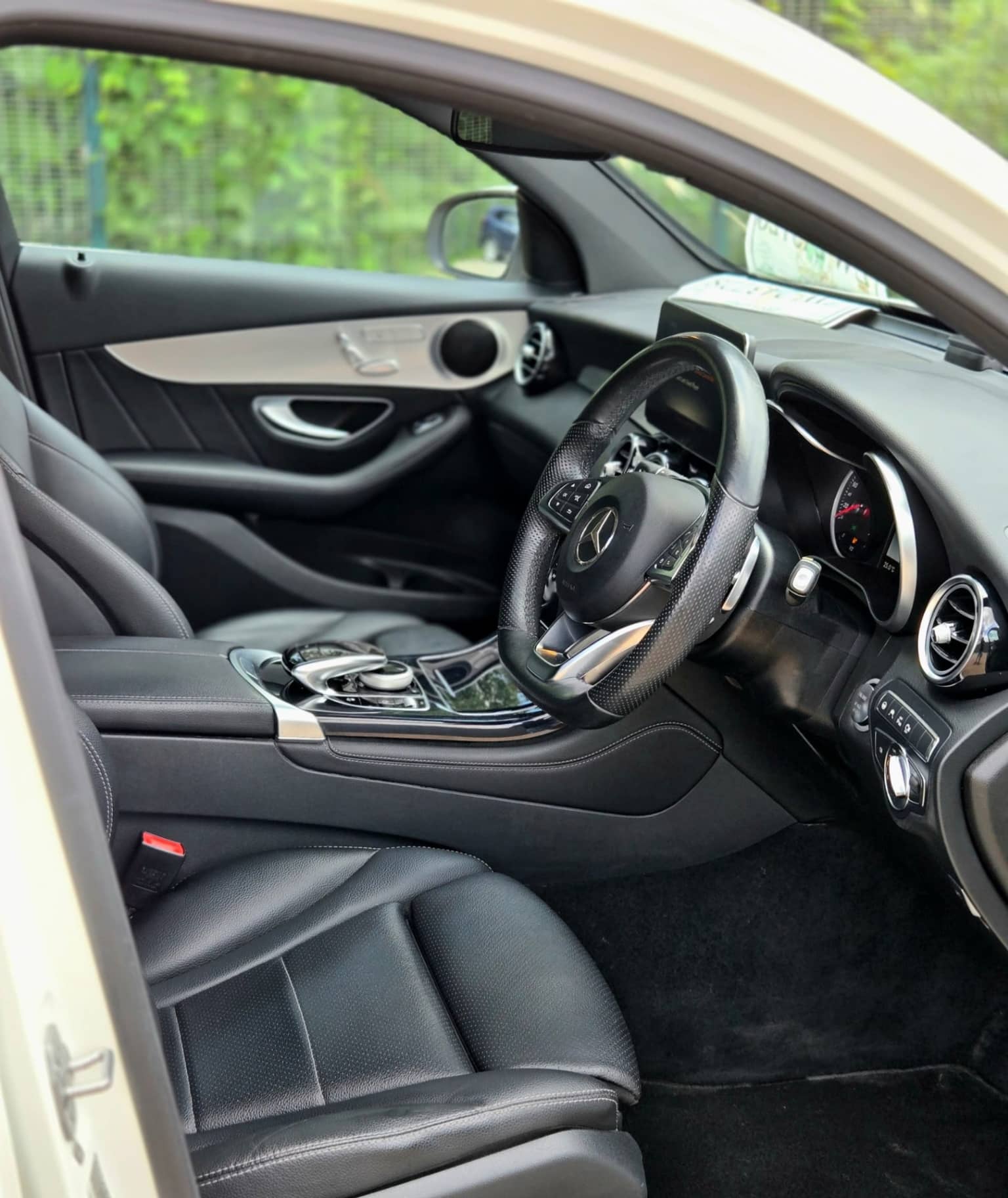 Image 6 Main image 6