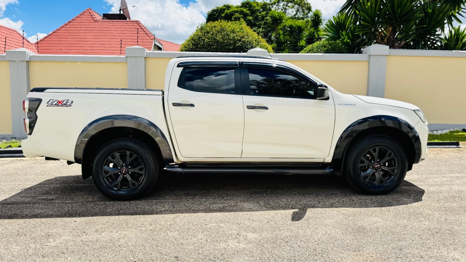 Image 5 Main image 5