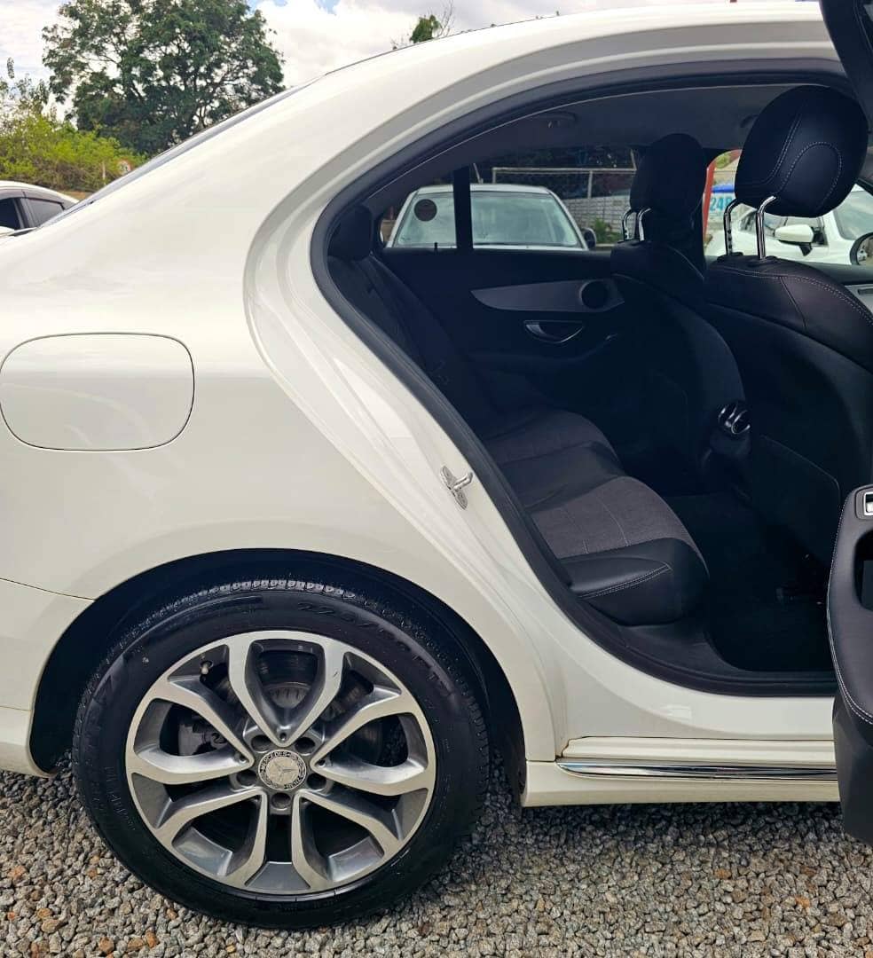 Image 8 Main image 8