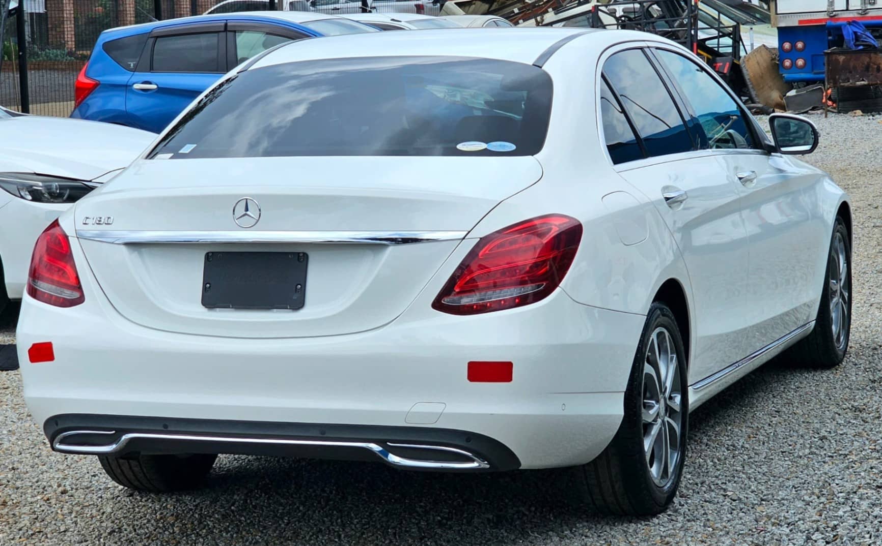 Image 4 Main image 4