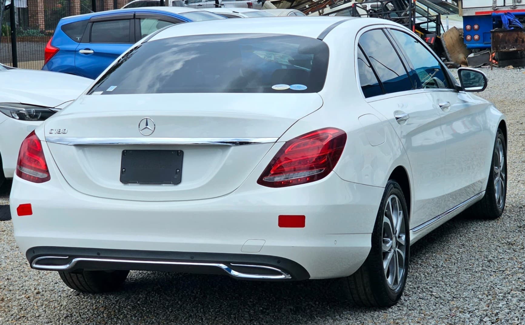 Image 4 Main image 4