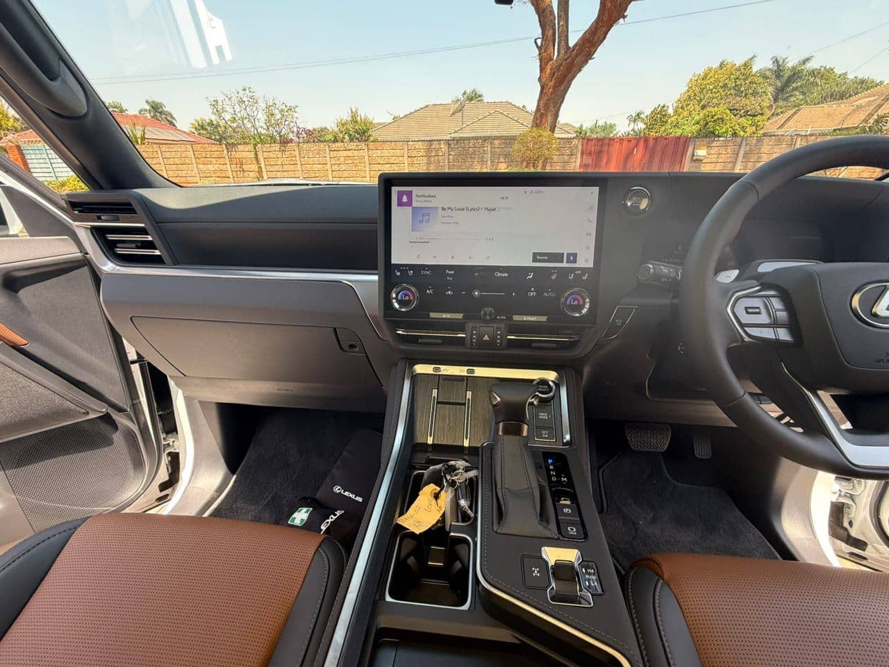 Image 6 Main image 6