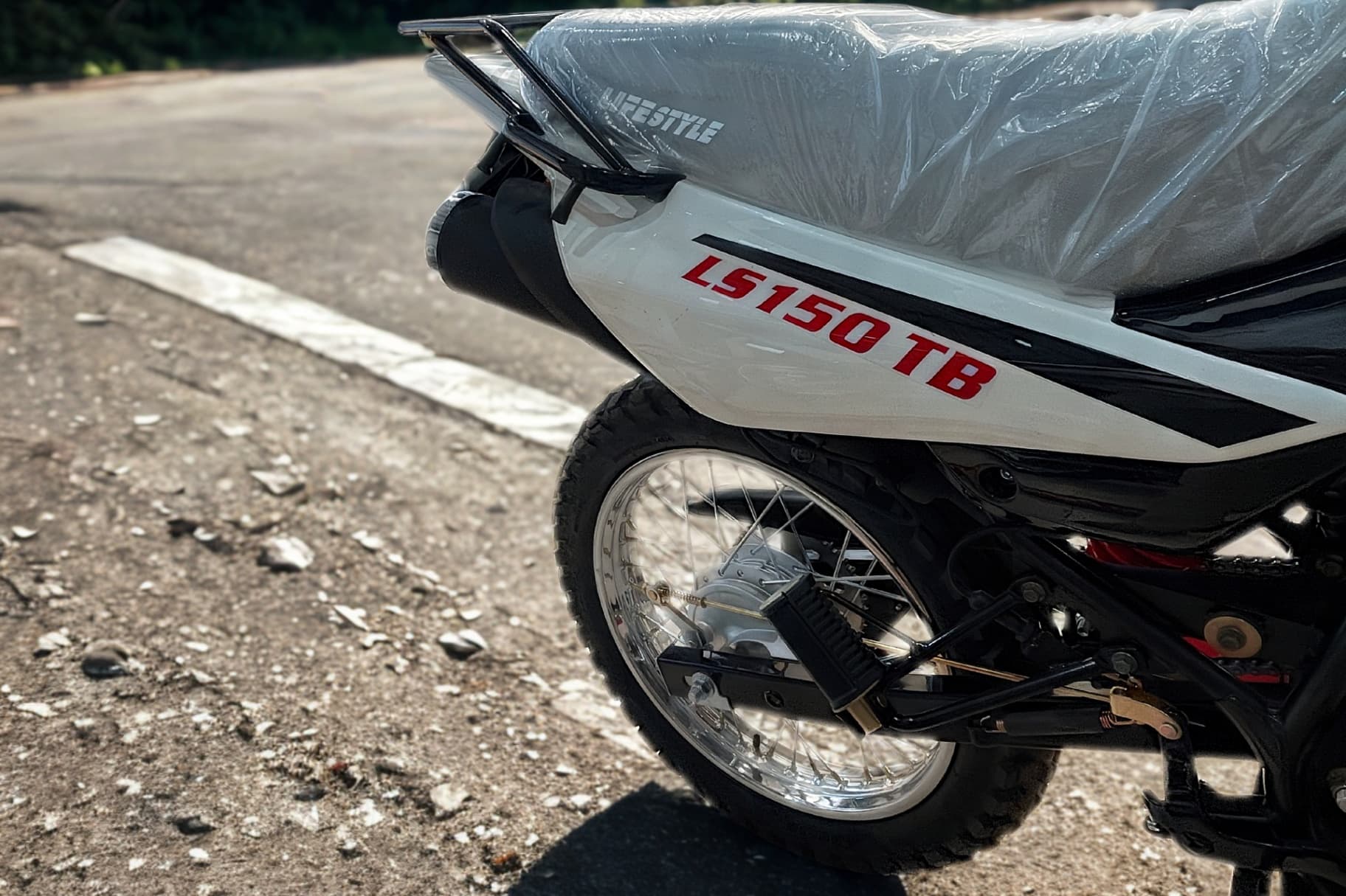 Image 4 Main image 4