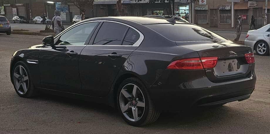 Image 3 Main image 3