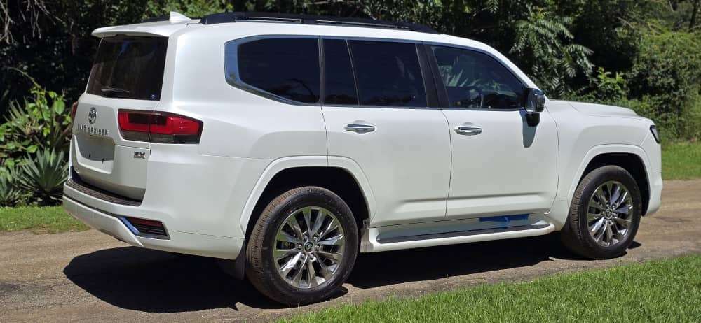 Image 5 Main image 5