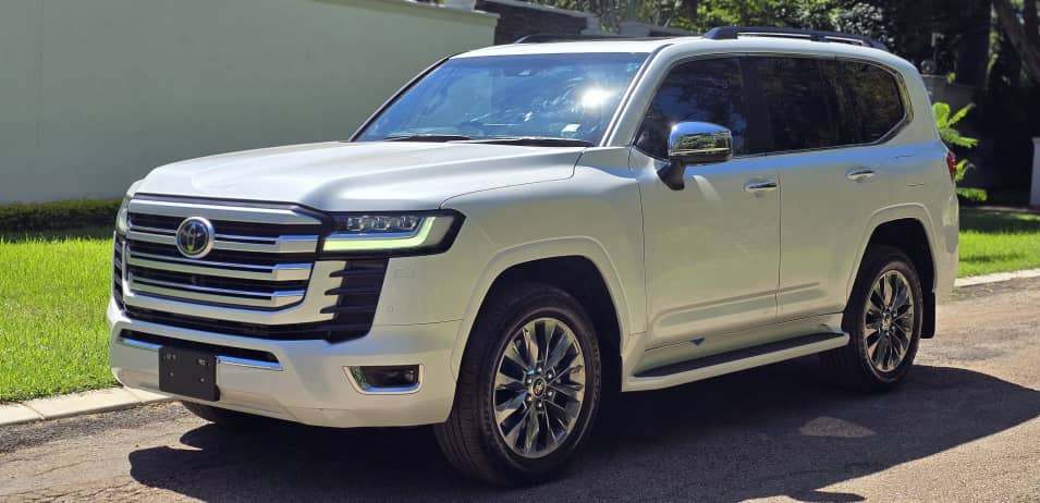 Image 3 Main image 3