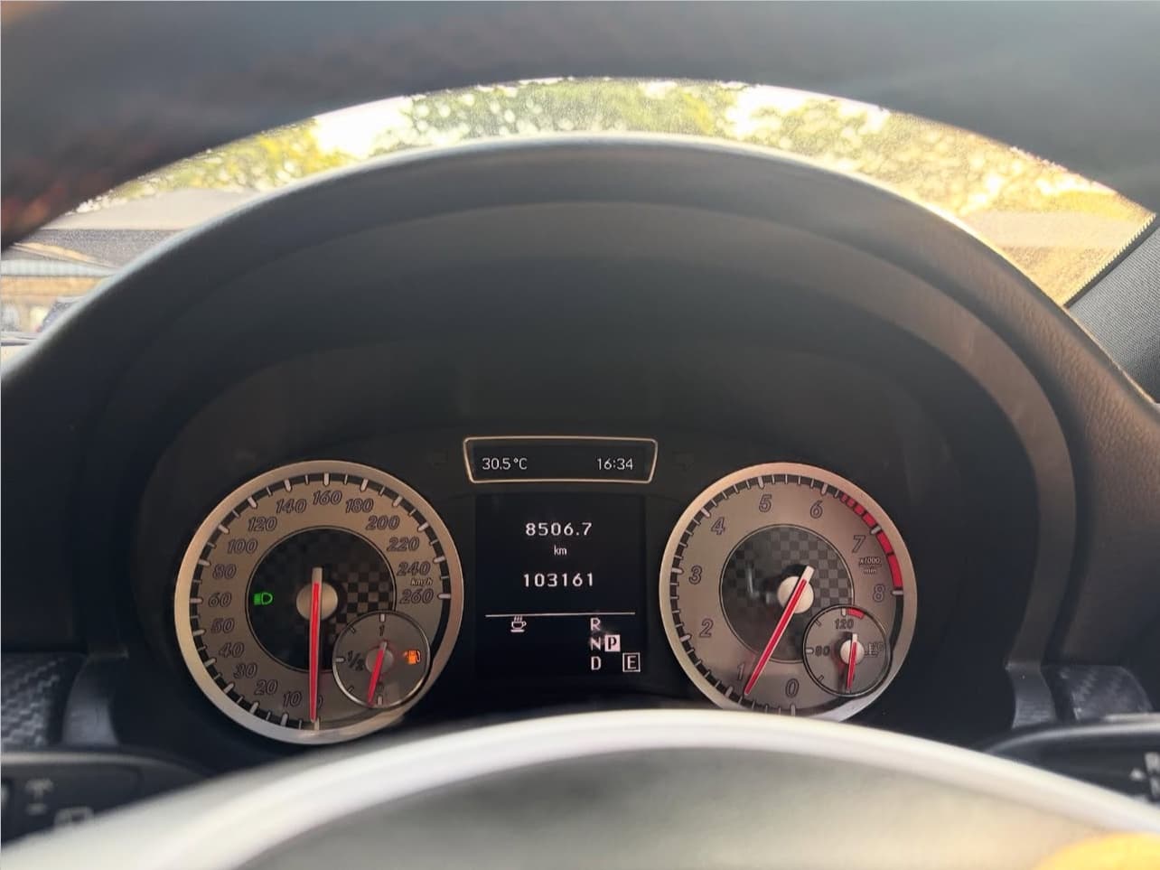 Image 10 Main image 10