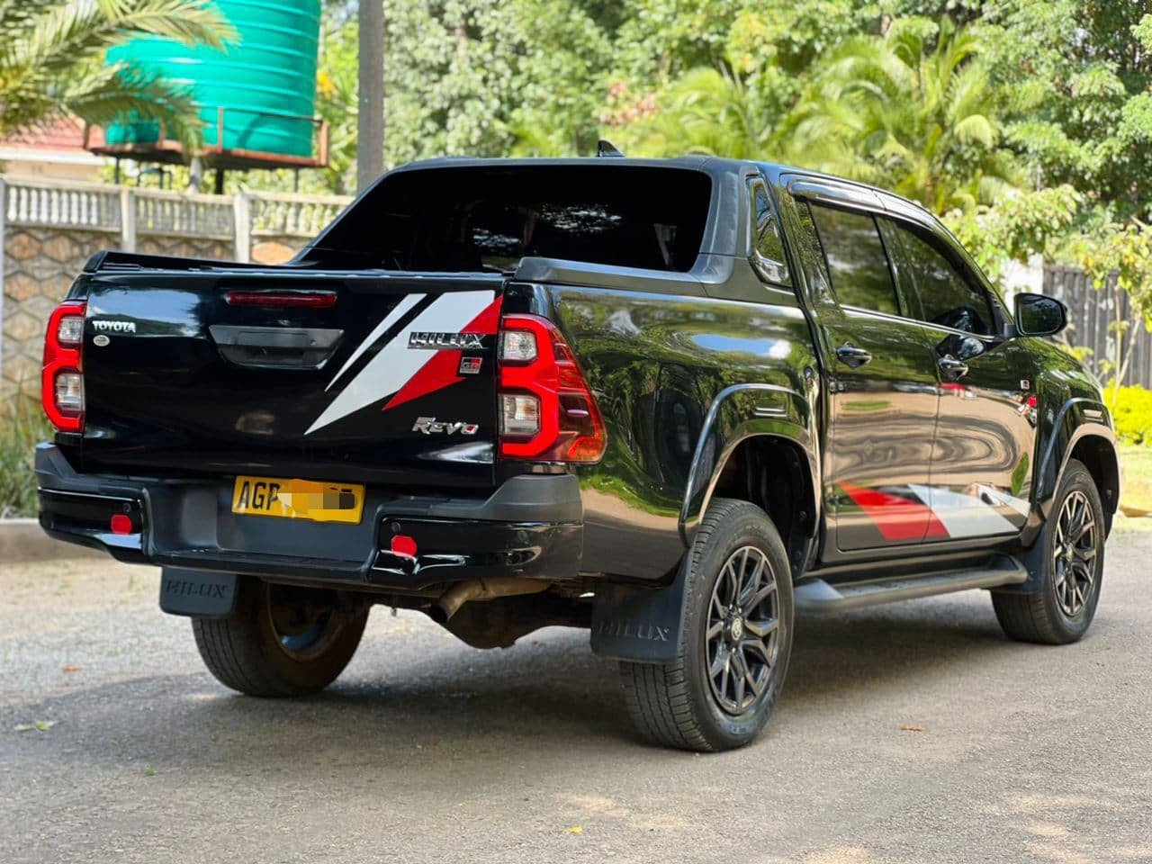 Image 4 Main image 4