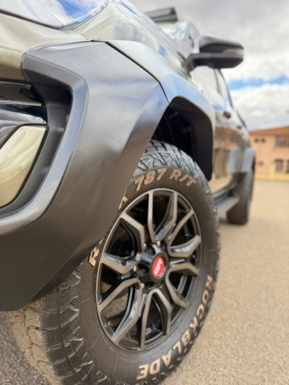 Image 3 Main image 3