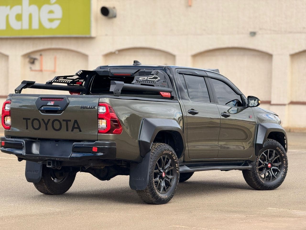 c78d51f4-d88a-47af-a77e-48b3af73967e: Vehicle: Toyota